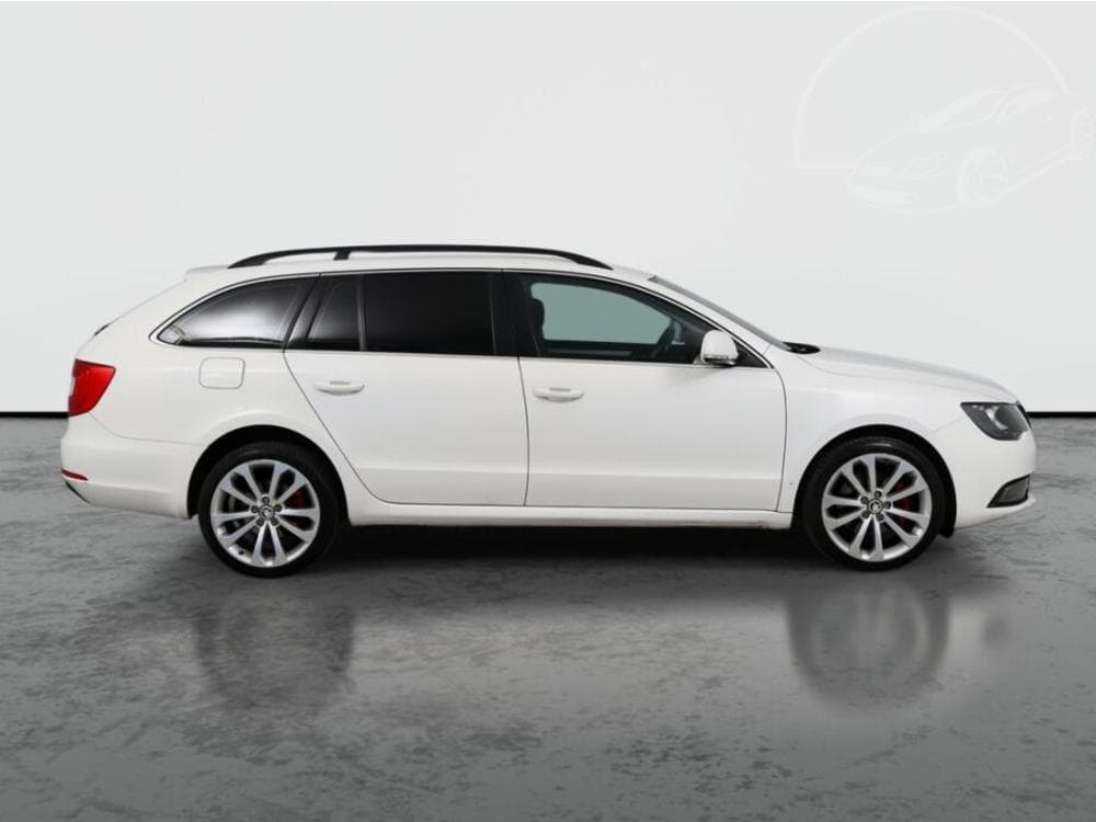 2013 Škoda SUPERB - 6