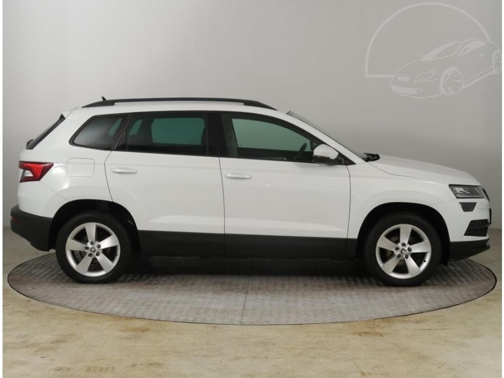 2020 Škoda KAROQ - 11