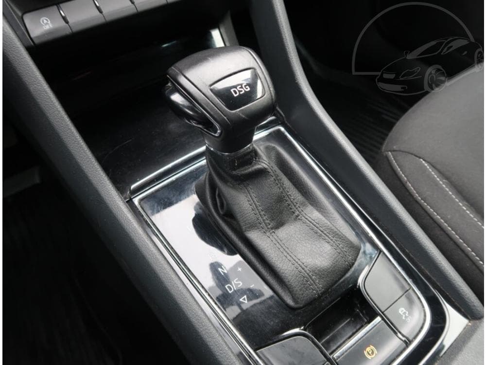 2020 Škoda KAROQ - 25