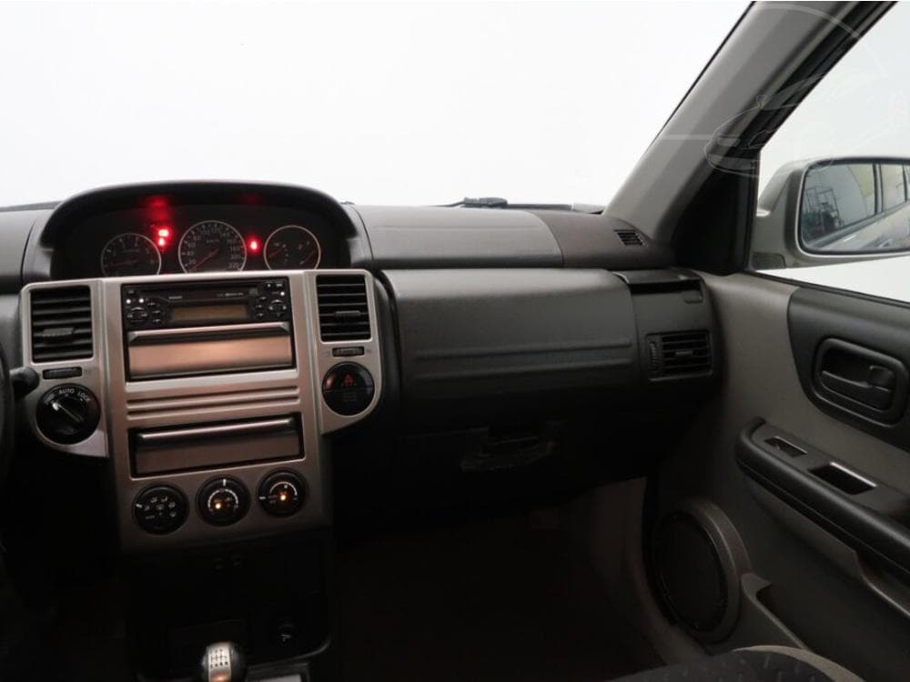 2006 Nissan X-TRAIL - 8