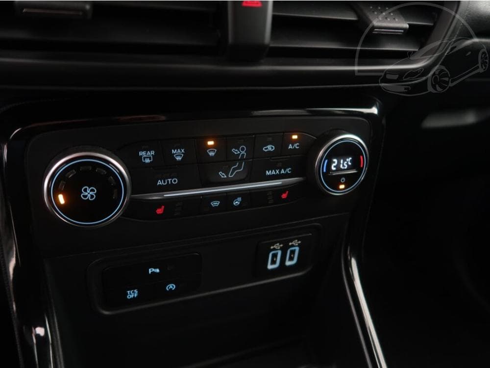 2018 Ford ECOSPORT - 43