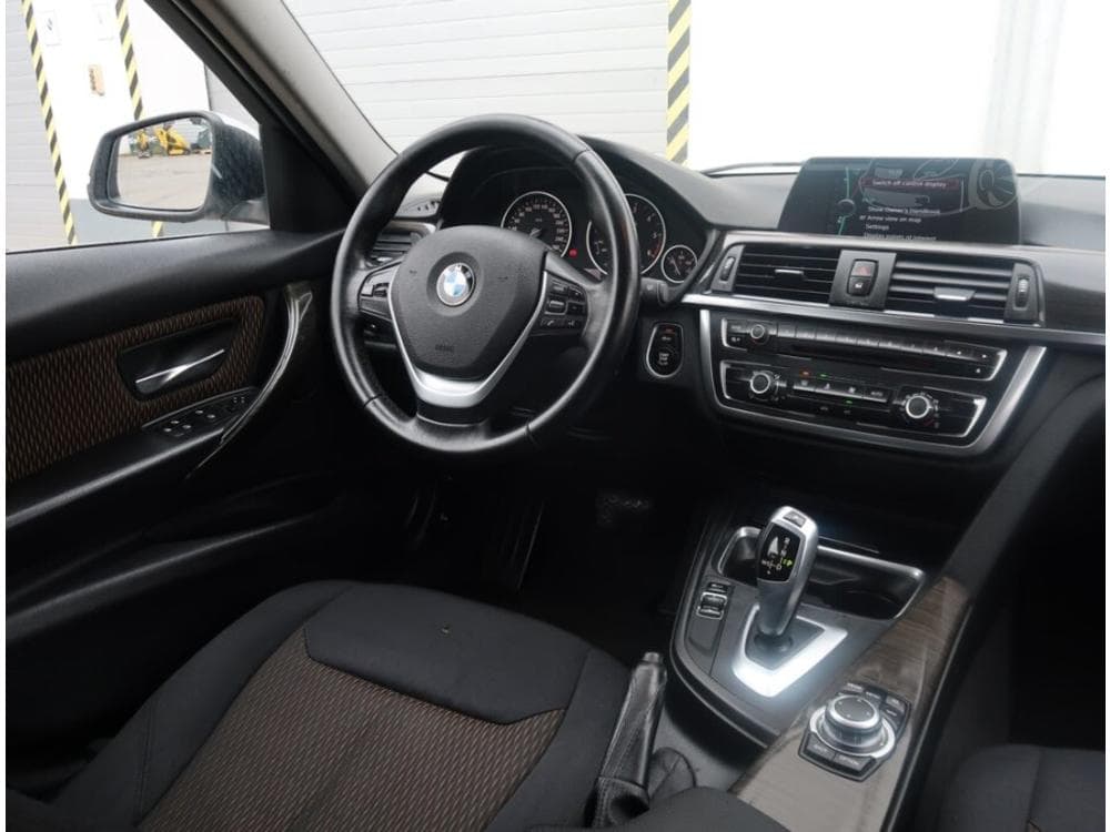 2013 BMW 3-SERIES - 19