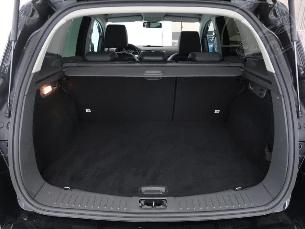2010 Ford KUGA - 13