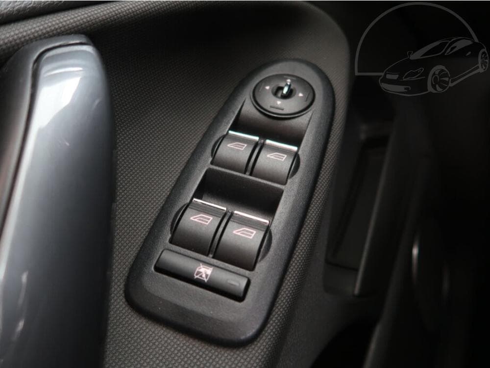 2010 Ford KUGA - 15