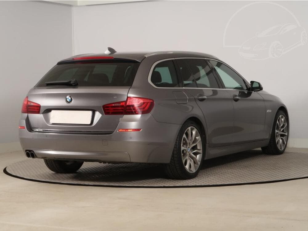 2015 BMW 5-SERIES - 13