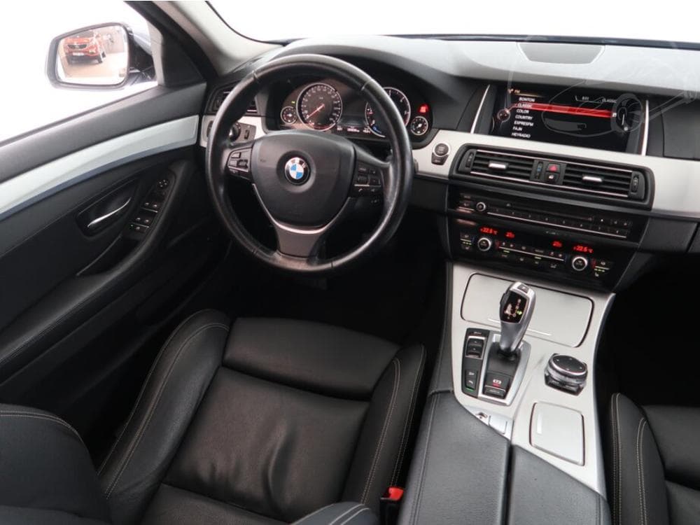2015 BMW 5-SERIES - 19