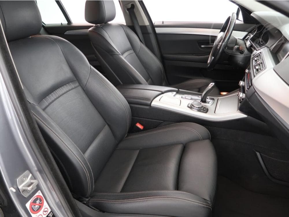 2015 BMW 5-SERIES - 25