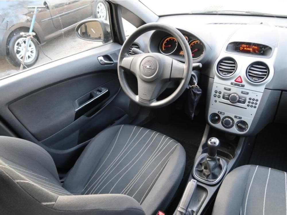 2011 Opel CORSA - 7