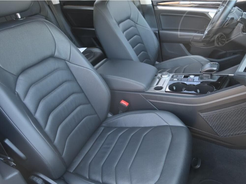 2020 Volkswagen TOUAREG - 17