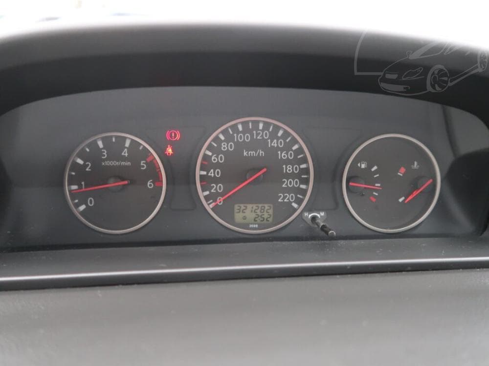 2005 Nissan X-TRAIL - 11