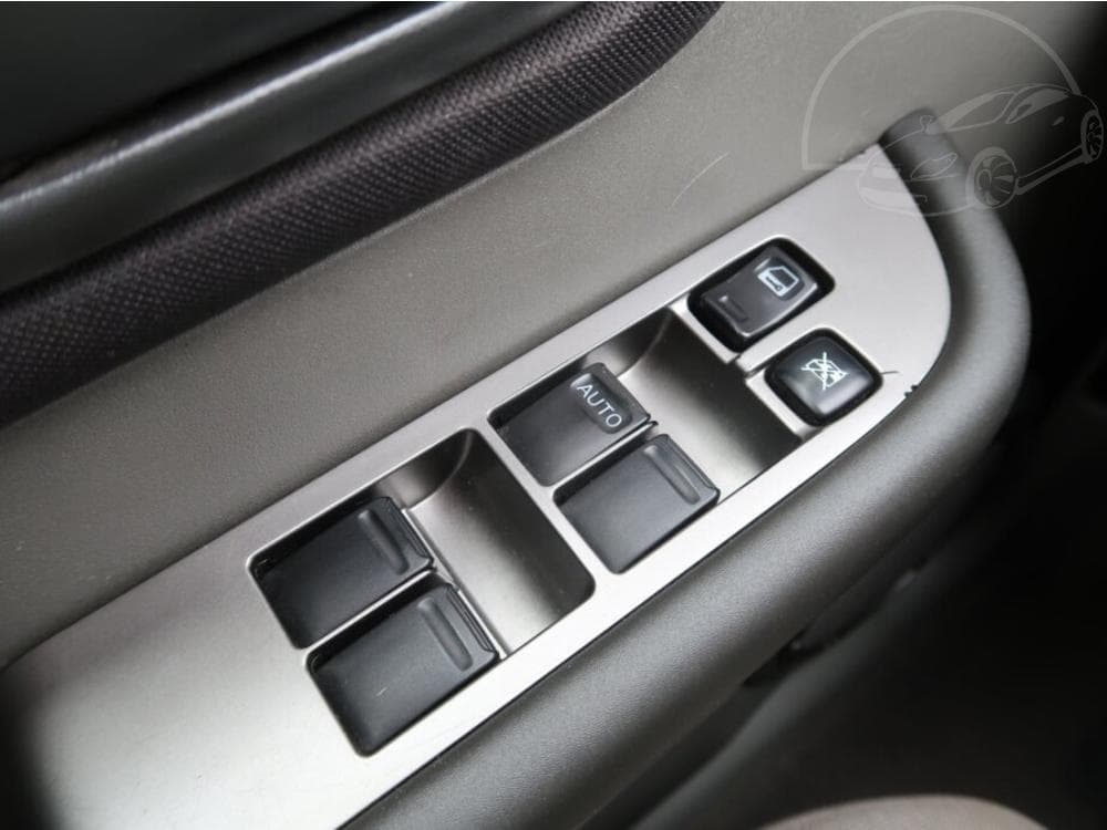 2005 Nissan X-TRAIL - 15