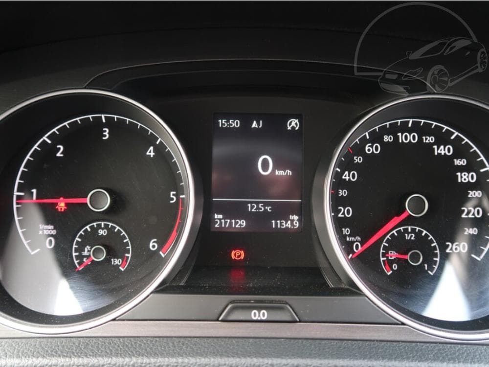 2013 Volkswagen GOLF - 11