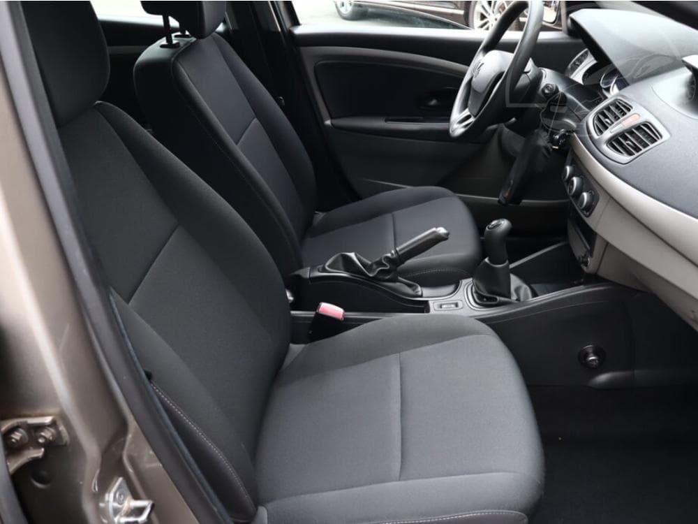 2011 Renault MEGANE - 7
