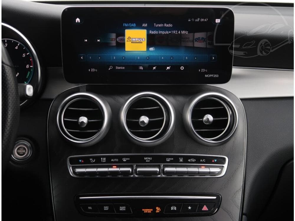 2022 Mercedes-Benz GLC - 23
