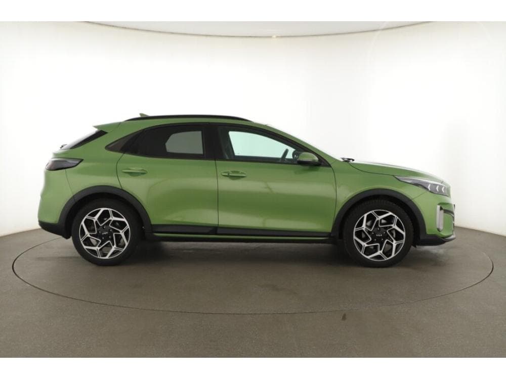 2024 Kia XCEED - 16