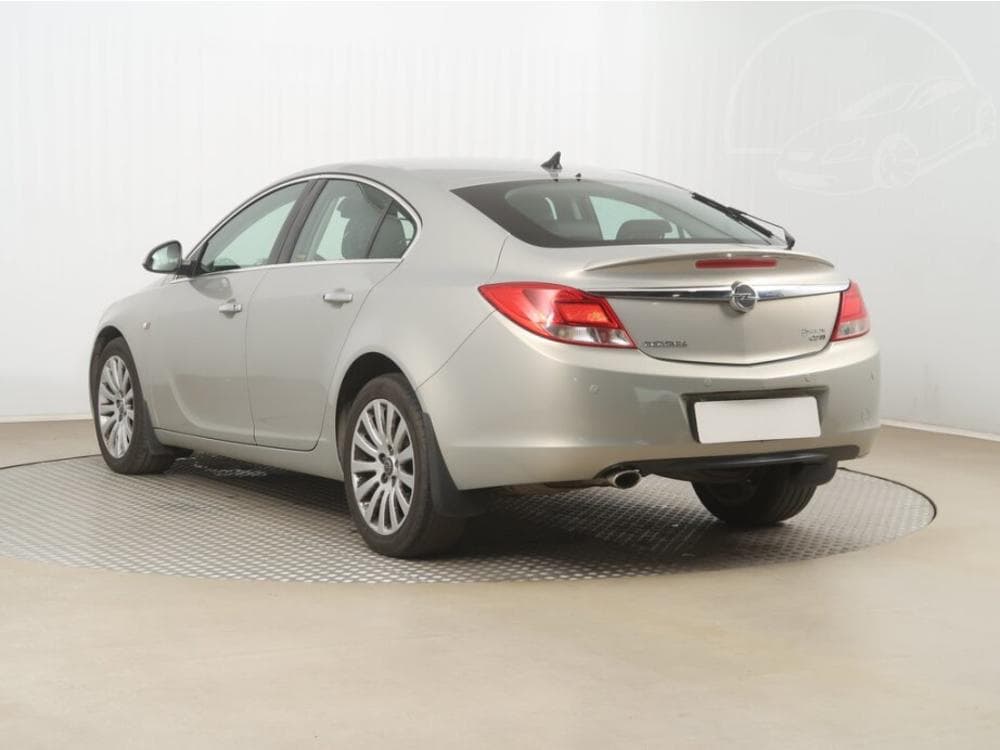 2010 Opel INSIGNIA - 4