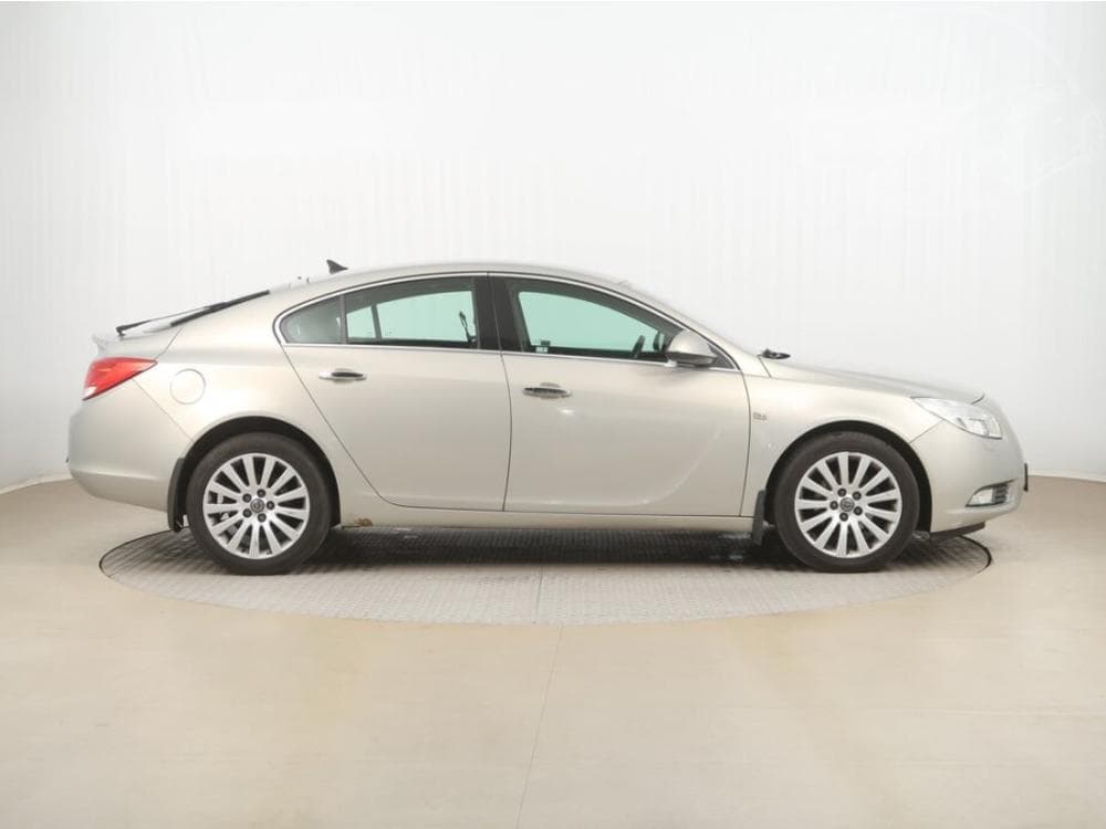 2010 Opel INSIGNIA - 6