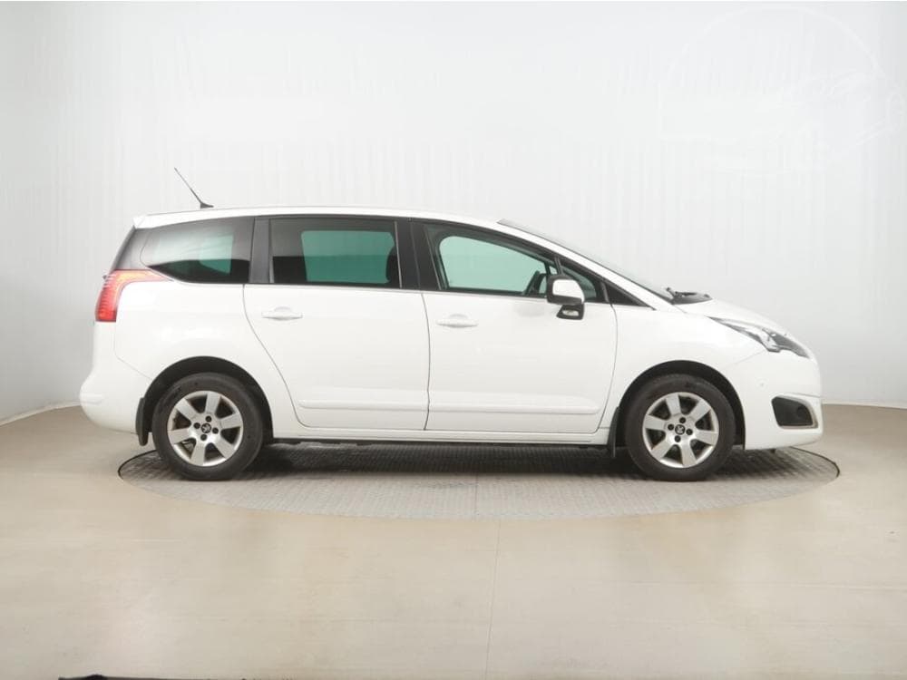 2015 Peugeot 5008 - 6
