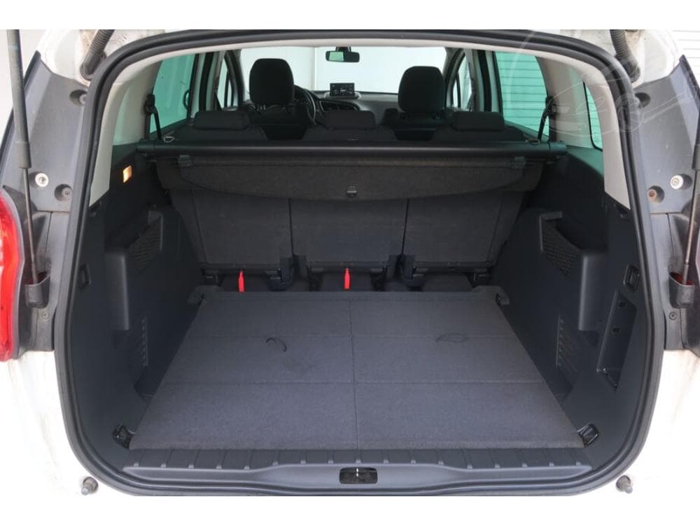 2015 Peugeot 5008 - 14