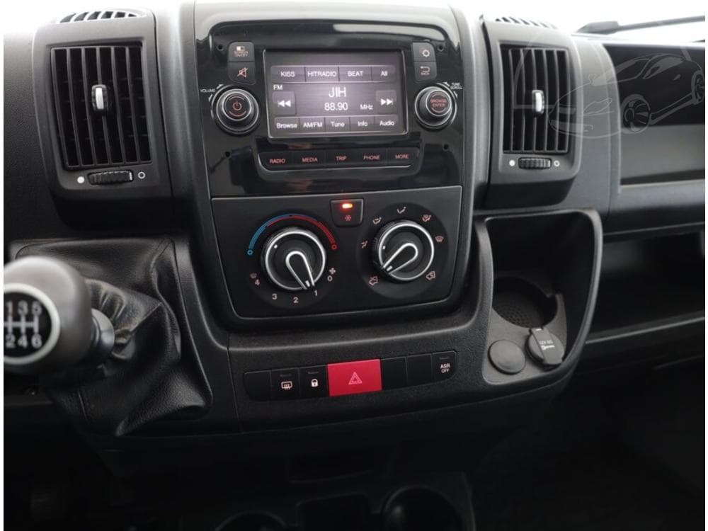 2019 Citroen JUMPER - 25