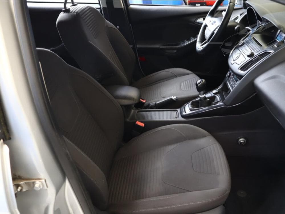 2016 Ford FOCUS - 7