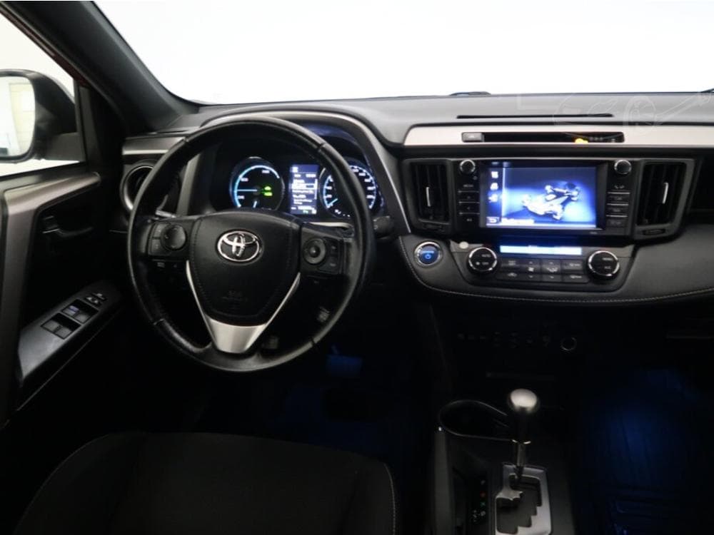 2018 Toyota RAV4 - 13