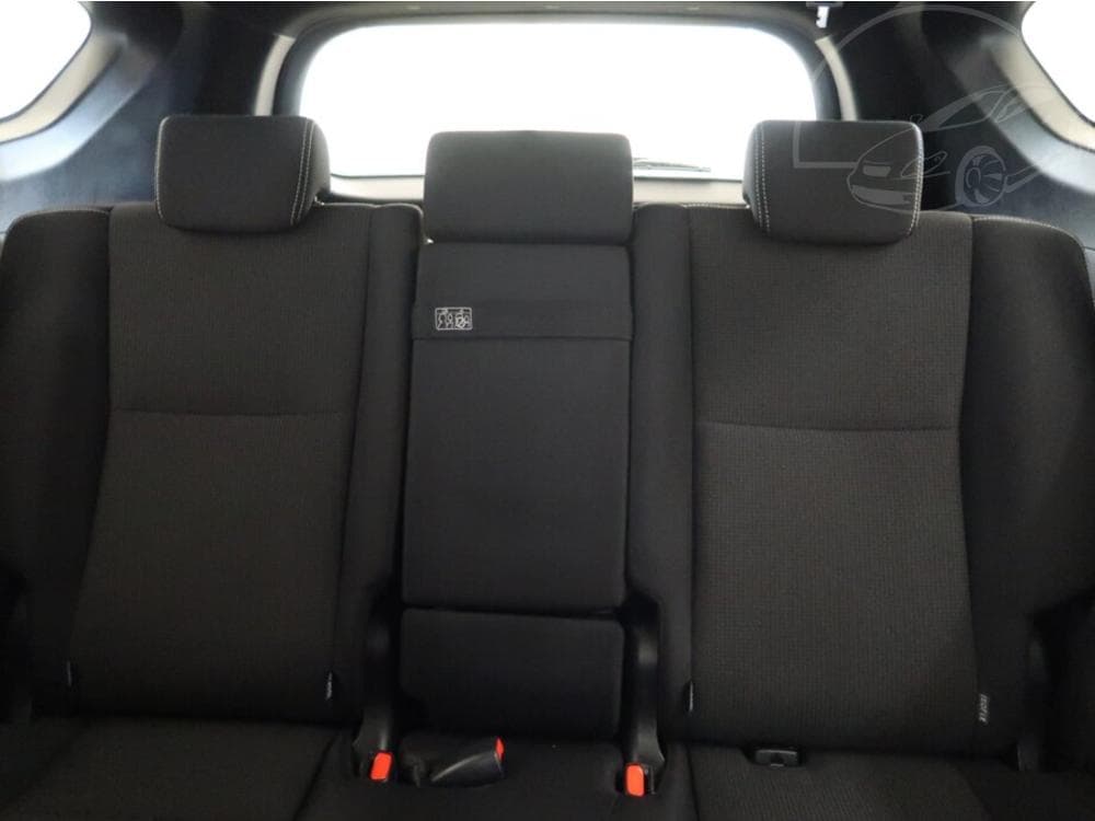 2018 Toyota RAV4 - 19