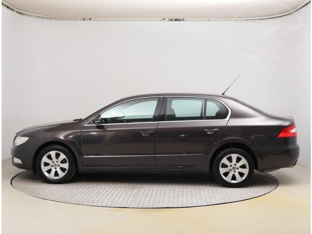 2009 Škoda SUPERB - 3