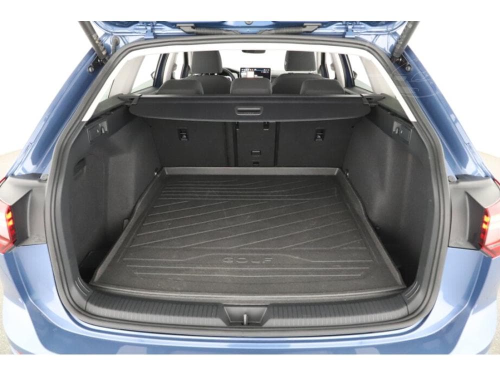 2024 Volkswagen GOLF - 41