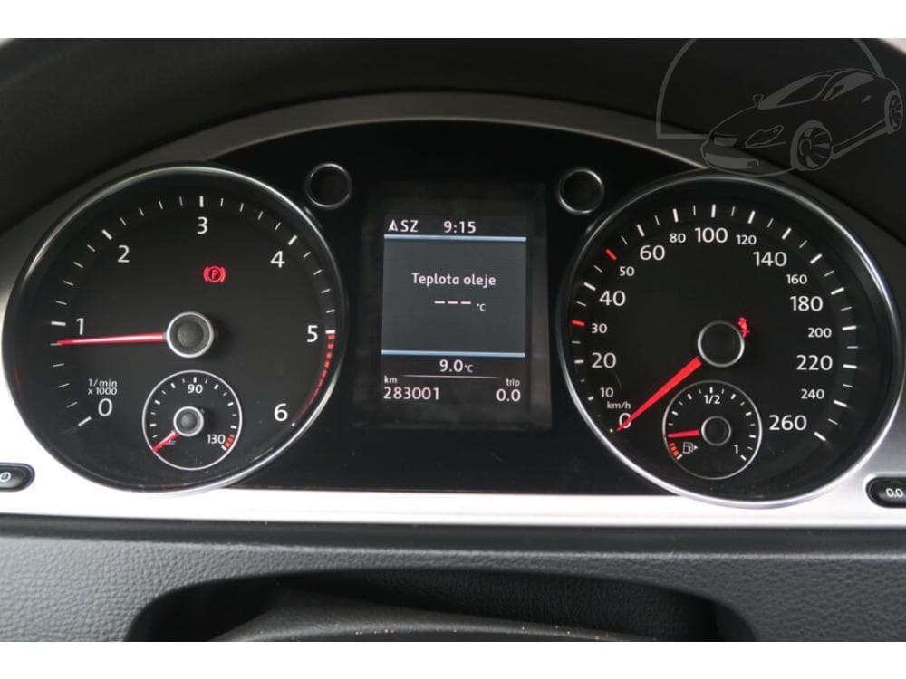 2012 Volkswagen PASSAT - 11