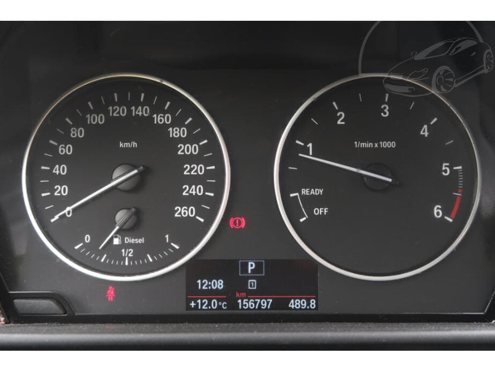 2013 BMW 1-SERIES - 11