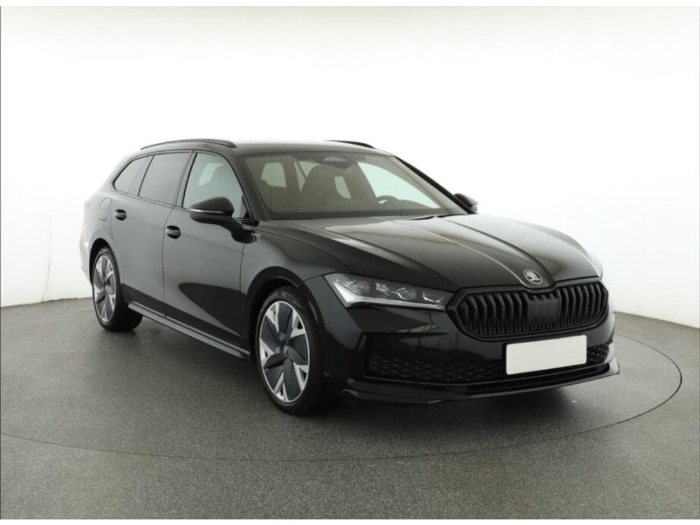 2025 Škoda SUPERB