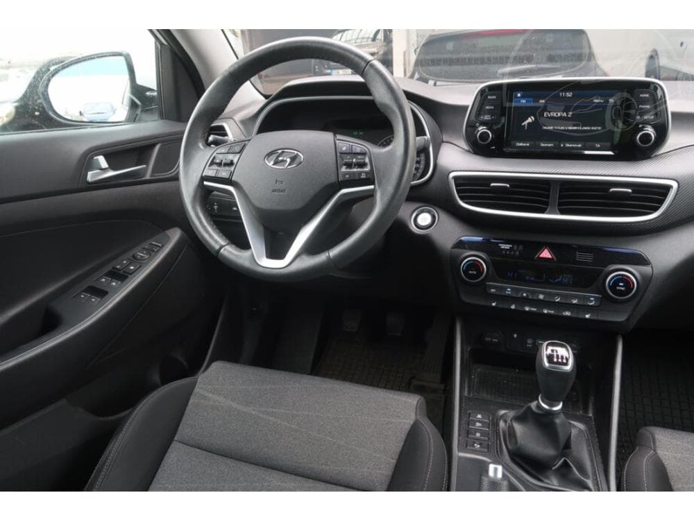2020 Hyundai TUCSON - 25