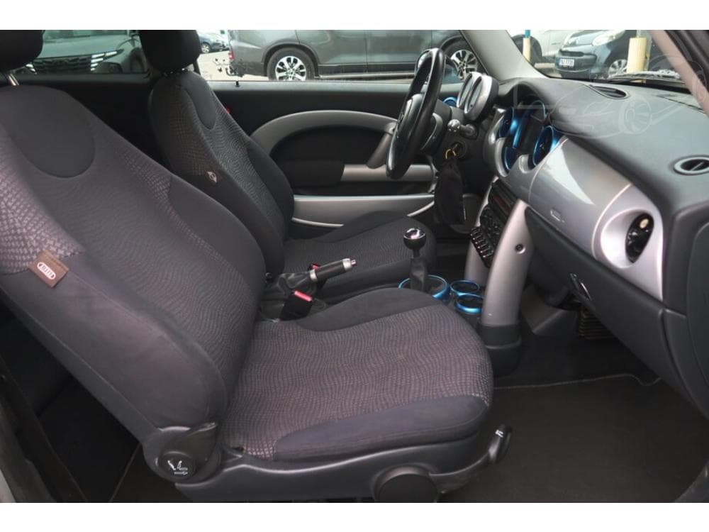 2004 Mini COOPER - 9