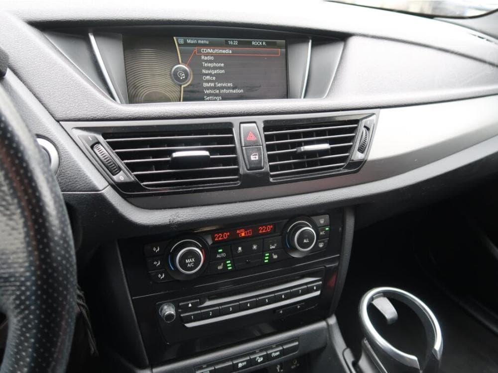 2013 BMW X1 - 23