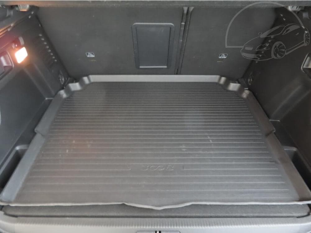 2021 Peugeot 3008 - 25