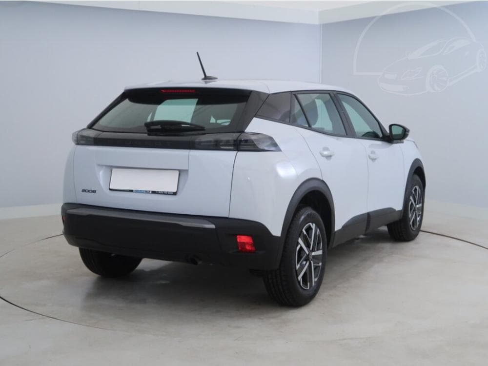 2025 Peugeot 2008 - 9