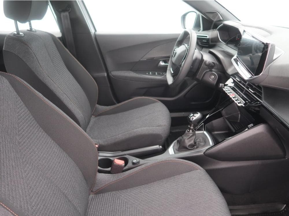 2025 Peugeot 2008 - 17