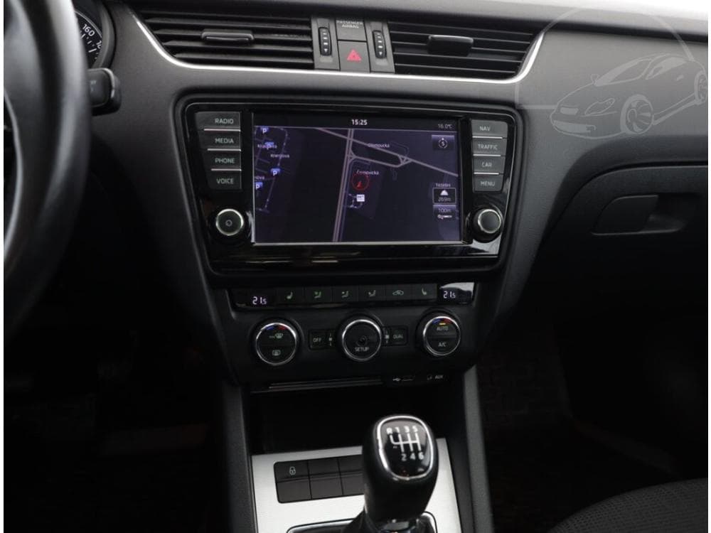 2013 Škoda OCTAVIA - 19