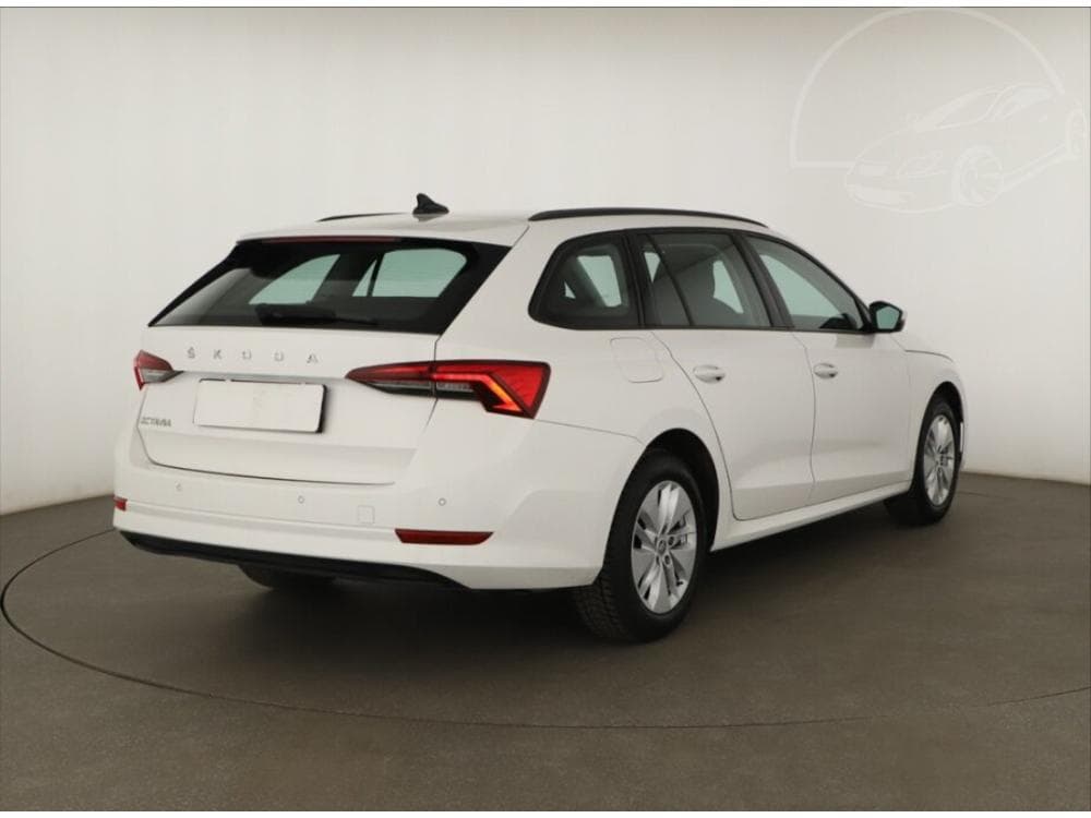 2022 Škoda OCTAVIA - 17