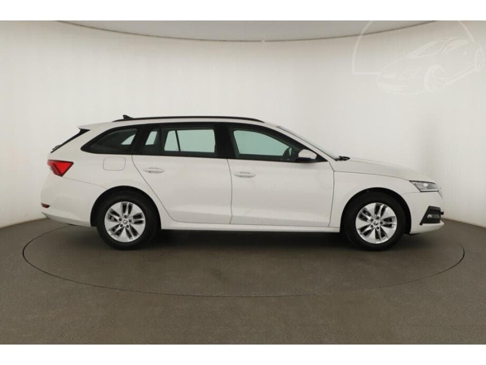 2022 Škoda OCTAVIA - 21