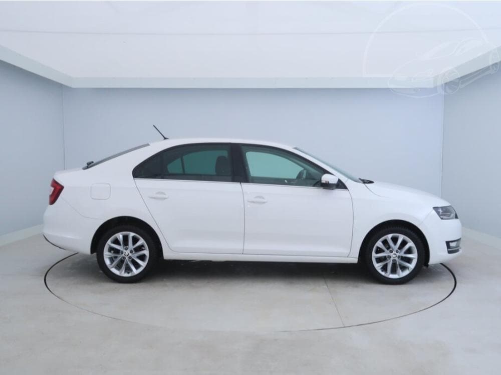 2018 Škoda RAPID - 11