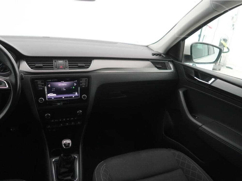 2018 Škoda RAPID - 15