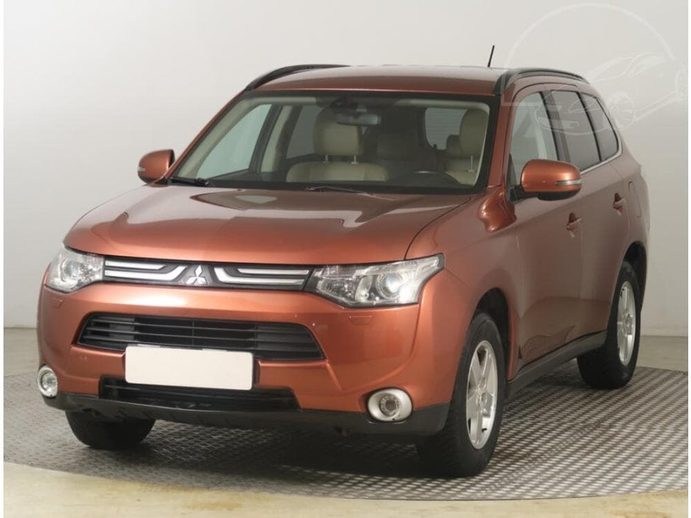 2013 Mitsubishi OUTLANDER - 3