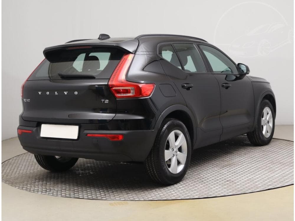 2020 Volvo XC40 - 9