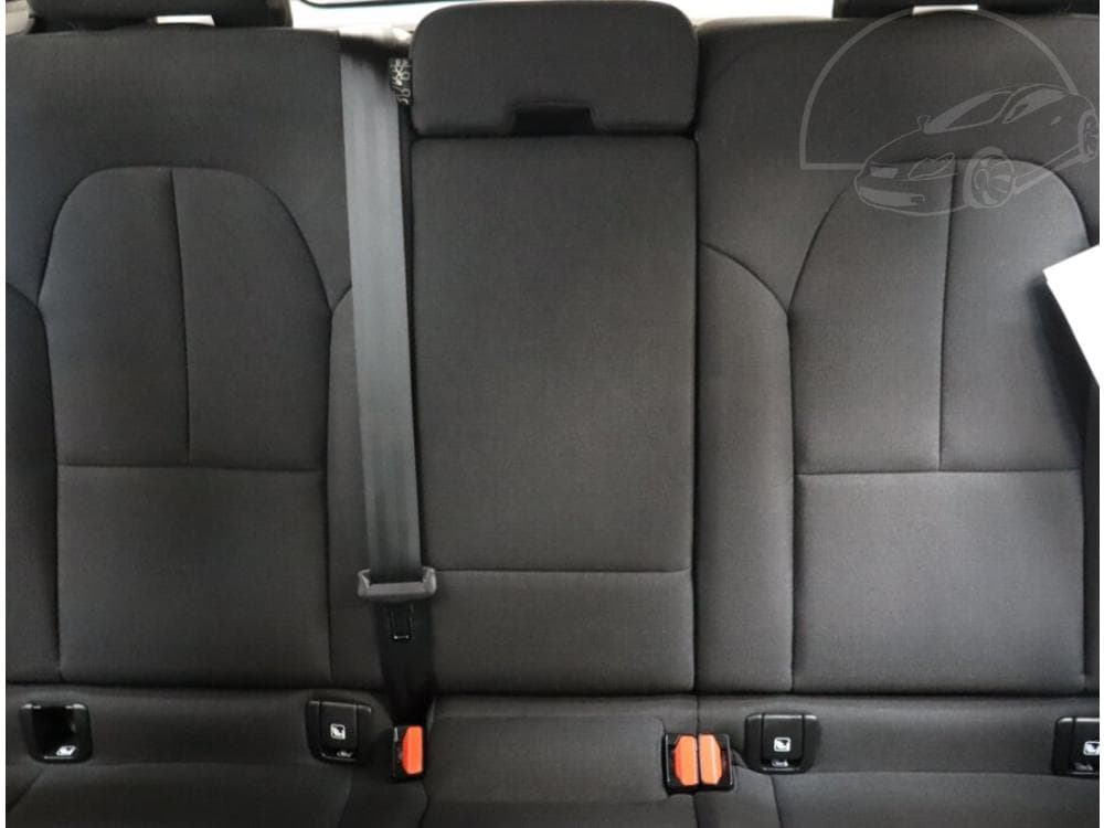2020 Volvo XC40 - 19