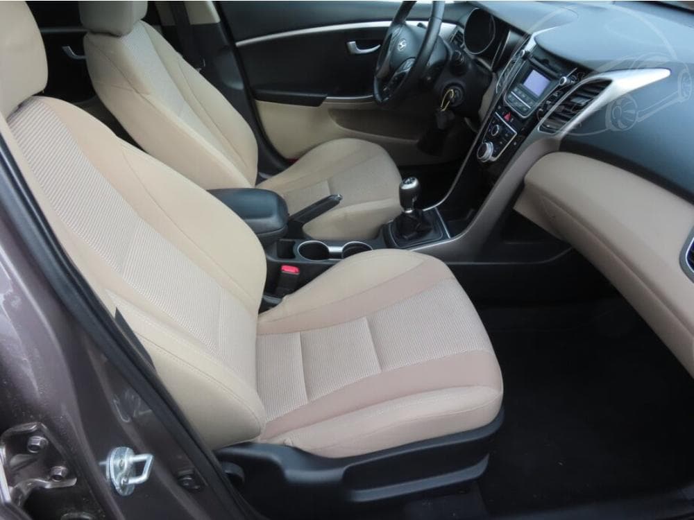 2013 Hyundai i30 - 9