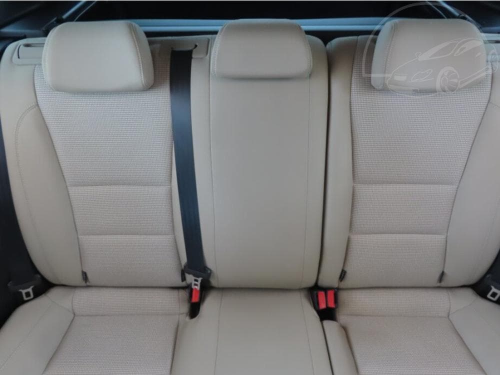 2013 Hyundai i30 - 10