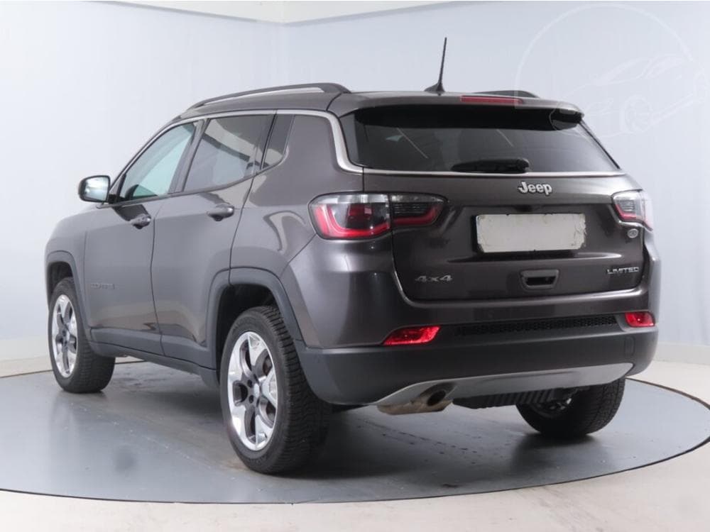 2020 Jeep COMPASS - 7