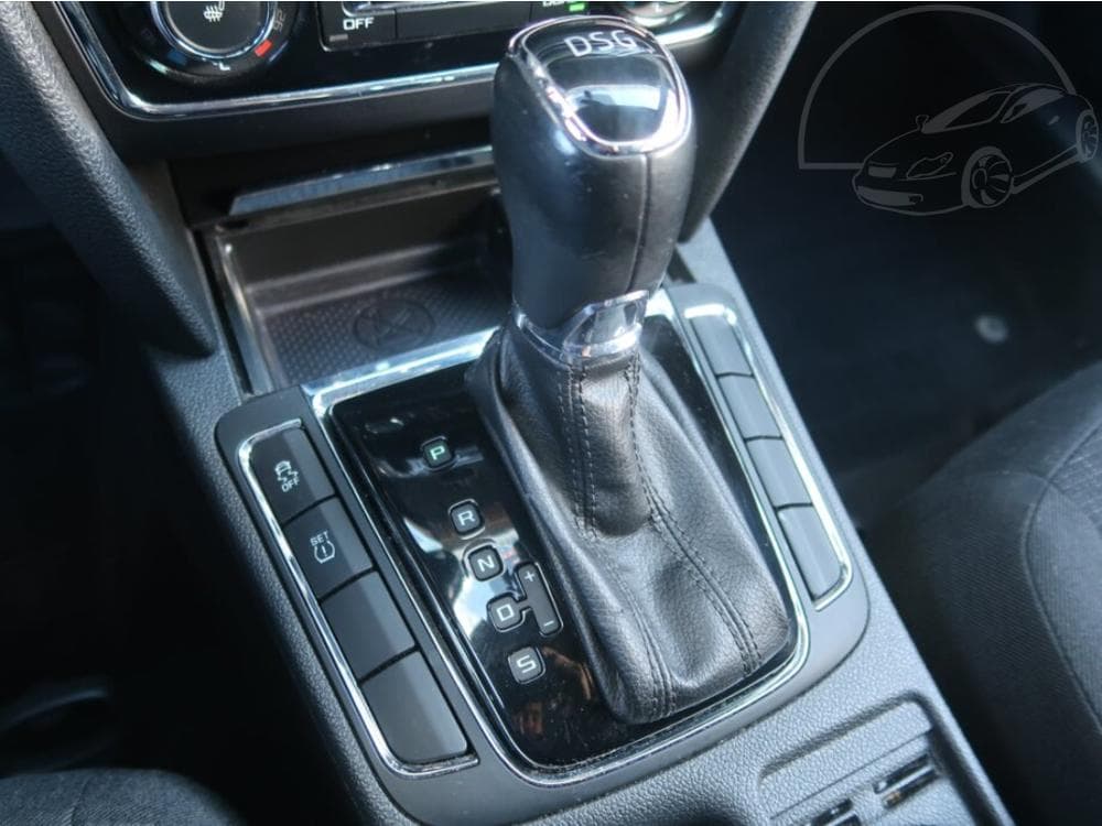 2013 Škoda SUPERB - 13